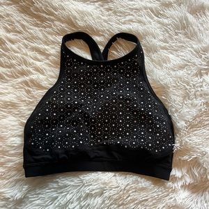 Lululemon work out top. White and black details. Size 2.
